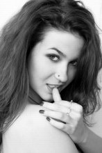 Alyona / ***