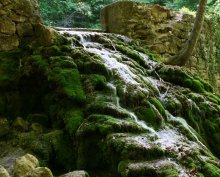 The old dam - Waterfalls / ***