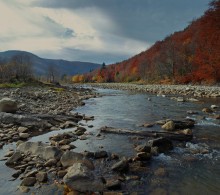 Carpathian River / *******