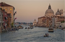 Evening in Venice / ***