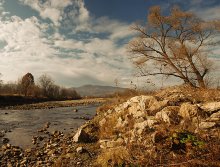 Carpathian River 3 / ******