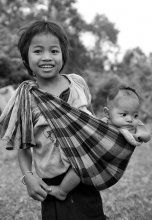 In the Laotian village of number 4 / ***