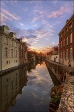 Brugge : sunrise / 2011-08-22
09:00 Msk
+16 °C