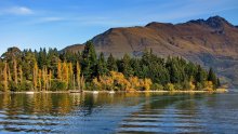 Lake Wakatipu / ***