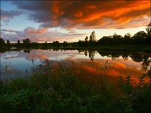 Woven over the lake scarlet dawn .... / ***