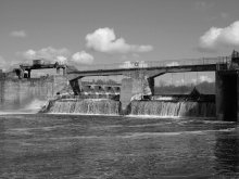 The old dam / ***