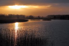 Evening on the reservoir / ***