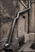 Downspout ... / ***