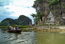 Vietnam. Ninh Binh Province / ***