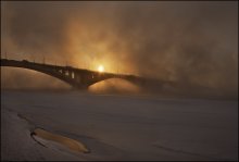 Bridge at dawn / ***