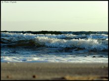 The noise of the sea, the sound is not to replace one! / ***