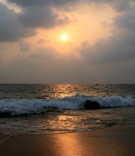 Sunset in Goa / ***