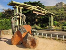 The Great Ocean Road / ***