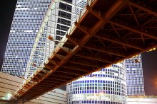 3 Azrieli / ********