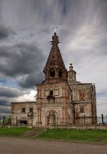 Solvychegodsk. Church of the Savior of the image. / ***