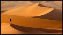 The warm color of the Sahara .... / ***