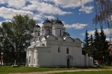 Tour of the monastery / ***