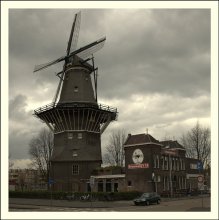 Windmill De Goyer / ***