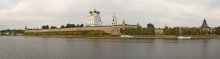 Panorama of the Pskov Kremlin / ***