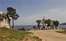 On the bank of the Volga-mother / ***