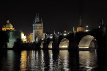 Night Prague / ***