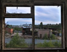 Remnants of luxury / ***