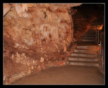 Cave Escape / ***