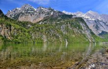 The Lake, 7 / ***