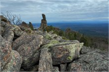 Pomyanenny stone / ***