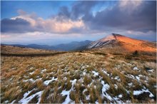 Evening in the Mountains / ***