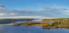 Dawn over the bays of Lake Ladoga. / ***