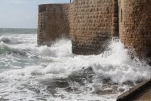 Storm off the walls of the old fortress g.Akko / ***