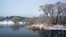 On the winter river / -----
