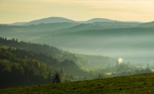 Carpathian mountains in the morning mist / ***