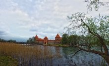 The walls of the castle of Trakai / ******