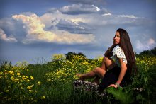 A girl, flowers and cloud .... / ******************