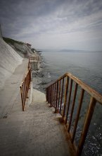 Oligarchic stairs to the sea / ***