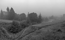 Carpathian village. Misty Dawn ... / [img]http://i.photographers.com.ua/thumbnails/pictures/26188/800x_5-6-1w.jpg [/img]
