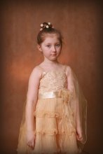 Portrait of a Girl / ***