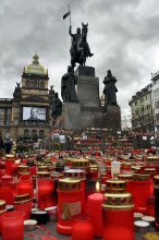 Prague mourns / ***
