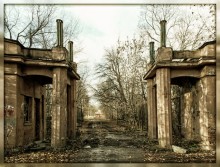 The ruins ... / ***