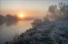 October morning. / ***
