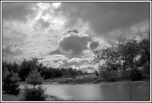 Cloudy day in Monticello / ***