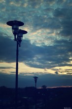 The sky over the city / ***