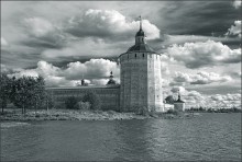Large Merezhennaya (Belozerskaya) Tower / ***