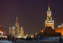 Moscow night / ___