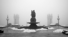 foggy Volgograd / ***