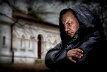 &nbsp; / ******************