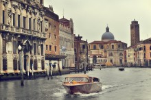 Venice / ***