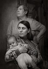 Three generations ... / ***